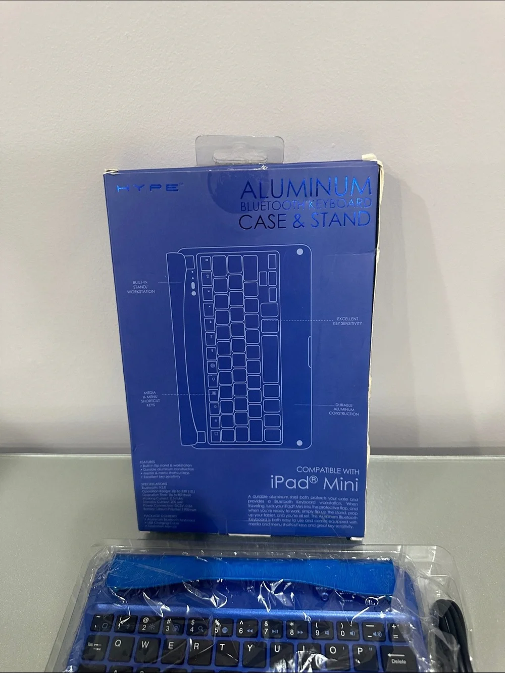 Hype Aluminum Bluetooth Keyboard Case & Stand - Blue